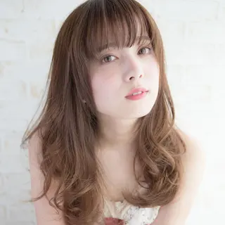 ロング 田中 優のヘアスタイル