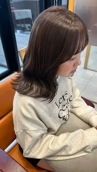 セミロング カラー classic 新横浜所属・大人girly🛋️ 🤍yukakoのヘアスタイル