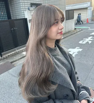 ロング カラー Rina🎀 艶髪モテベージュのヘアスタイル