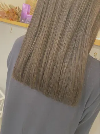 ロング カラー ente im所属・上田 文香のヘアスタイル