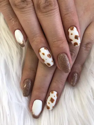 ネイル MADIA藤沢所属・MADIA MEGUのネイルデザイン