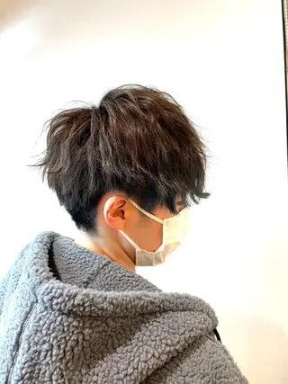 ショート カラー メンズ IwAsh中山所属・✂︎中山ブリーチ・ パーマ✂︎露木智也のヘアスタイル
