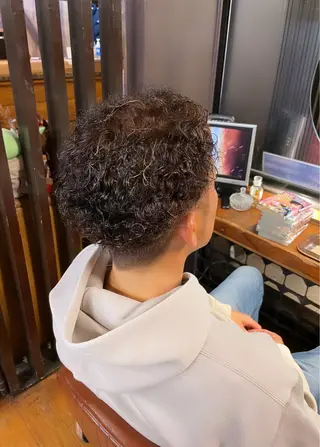 ショート パーマ メンズ ayaka |トレンドヘアのヘアスタイル