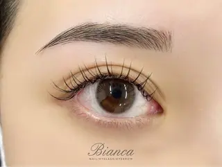 アイブロウ Bianca/上野 Miyagiのマツエク・マツパデザイン