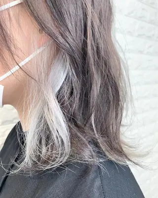 ミディアム カラー 福森 みずきのヘアスタイル