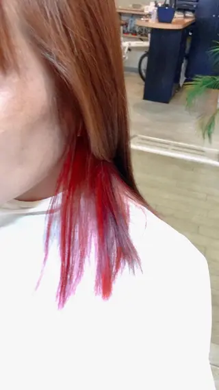 ミディアム ヤマウチ  ヒデキのヘアスタイル