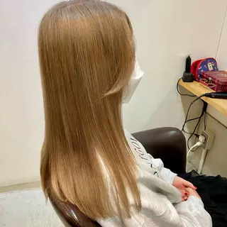 ロング カラー 惣木 菜穂のヘアスタイル