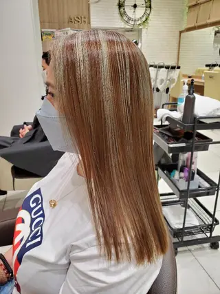 セミロング カラー 中村 和貴のヘアスタイル
