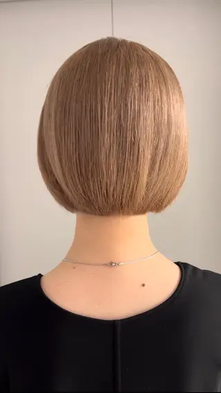 カラー 中山 千尋のヘアスタイル