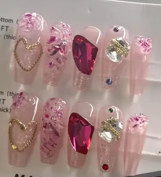 ネイル 菲菲ネイルサロン所属・FF フィフィネイルサロンのネイルデザイン