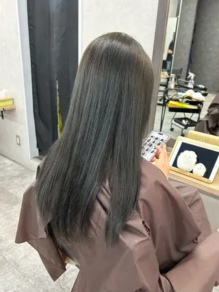 ロング カラー いなみね はるきのヘアスタイル