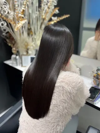 ロング パーマ 髪質改善∕艶髪∕ マンツーマン施術のヘアスタイル