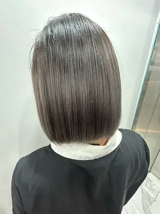 ショート カラー 透明感カラー✨/ LAPIS  REOのヘアスタイル