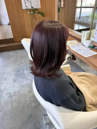 ミディアム カラー フラム所属・WATANABE MISAKIのヘアスタイル