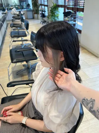 ミディアム 時﨑 実子/透明感カラーのヘアスタイル