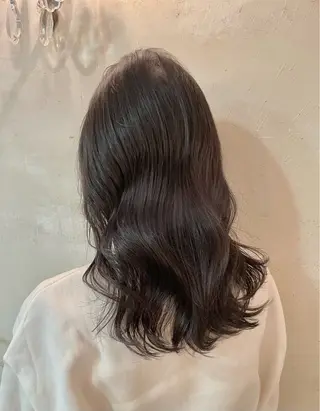 ロング パーマ 前平 友慈のヘアスタイル