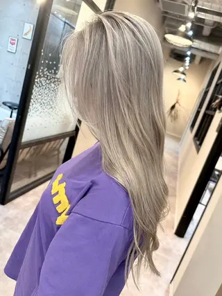 ロング ブリーチ特化🎖️ピ ンクカラー高橋さやかのヘアスタイル