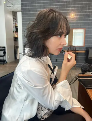 ミディアム カラー KOCHAB所属・三谷 はるなのヘアスタイル