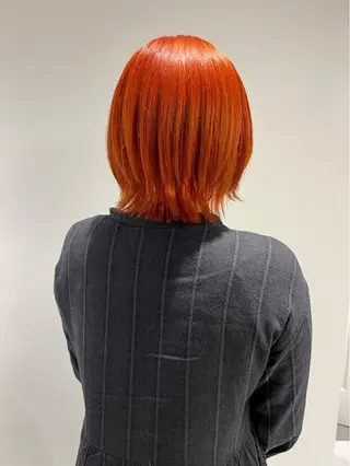 カラー Shiori・:* 💫のネイルデザイン