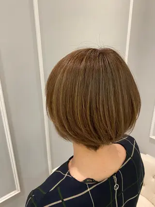 ショート カラー mira share salon所属・ブリーチカラー🐼 sayukiのヘアスタイル