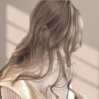 ロング カラー くすみミルクティー/ ブラウン🪡TOWAのヘアスタイル