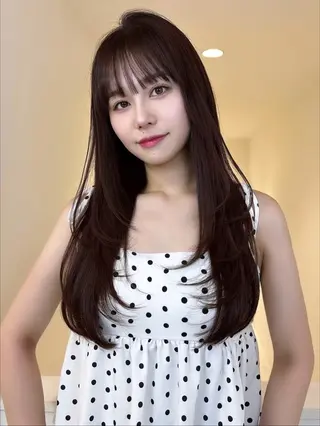 ロング momo /ニュアンスレイヤーのヘアスタイル