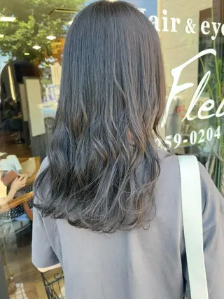 セミロング Un Fleur所属・立野 希沙のヘアスタイル