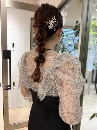 セミロング ヘアアレンジ支持率 No.1🥇RIKOのヘアスタイル