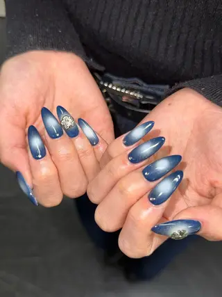 ネイル 寺崎 葉月のネイルデザイン