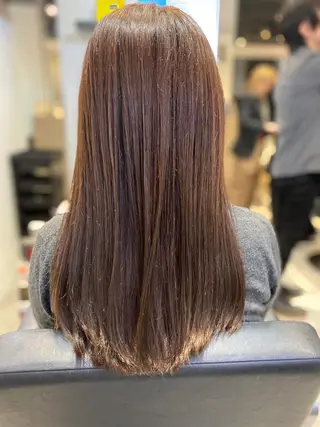 ロング 岩崎 恵実のヘアスタイル