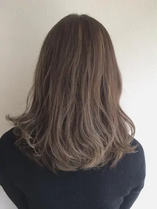 カラー 龍 門のヘアスタイル