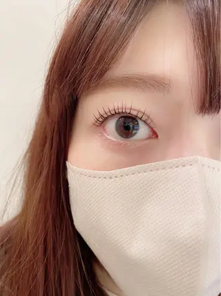 マツエク・マツパ miien(SALONVILLAGE内)所属・MOE /渋谷・明治神宮前のマツエク・マツパデザイン