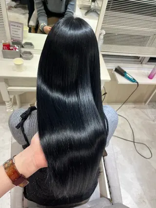 ロング 酸性縮毛矯正 Coreすずのヘアスタイル