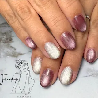 ネイル freesia Manamiのネイルデザイン