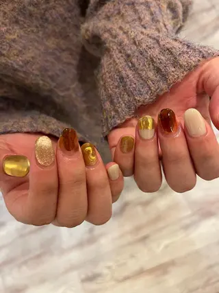 ネイル une／YUKINA 🫧大人nuanceのネイルデザイン