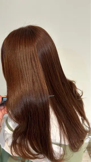 ロング カラー アイナ ROCCOのヘアスタイル