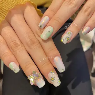 ネイル &. momoのネイルデザイン