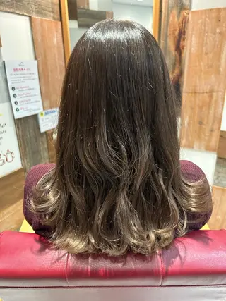 ロング カラー トキタ アオイのヘアスタイル