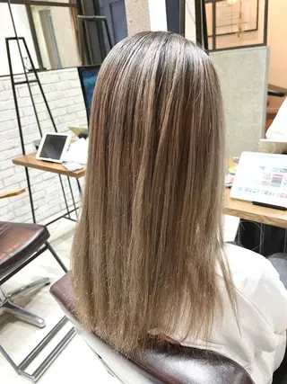 ロング 🌈透明感カラー 韓 国ヘアこうたろうのヘアスタイル