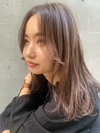 ミディアム Defi梅田 岡 宗杜のヘアスタイル