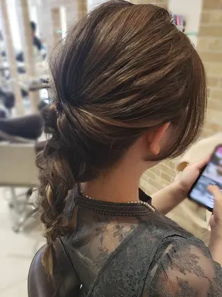 ヘアアレンジ GRANDEUR まついのヘアスタイル