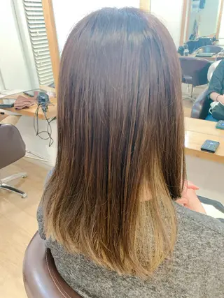 セミロング カラー エンドウ ミノリ🤎 /半個室/レイヤーのヘアスタイル