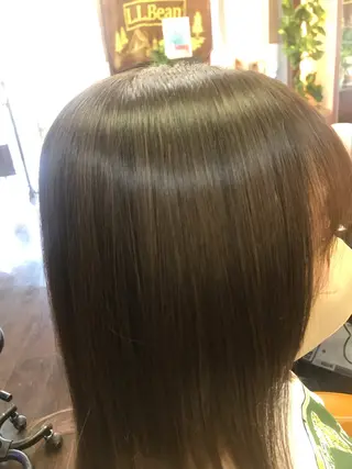 セミロング パーマ 桧山 真のヘアスタイル