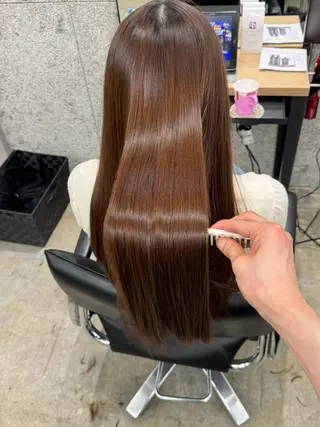 ロング WERULE pivot cross店所属・髪質改善/岡崎 亮のヘアスタイル