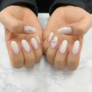 ネイル Bianca TORII🌞のネイルデザイン