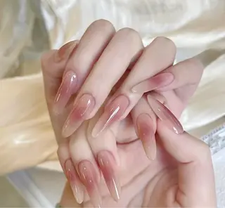 ネイル Elin Maggieのネイルデザイン