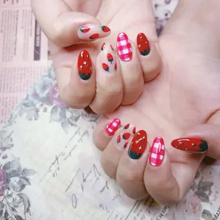 ネイル NOIROUGE所属・NOI ROUGEのネイルデザイン