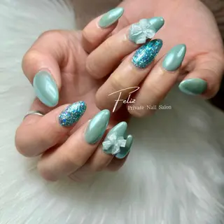 ネイル Feliz所属・Feliz 楽しいネイルサロンのネイルデザイン