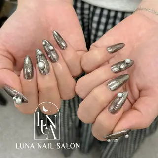 ネイル LUNA Nail salon💕のネイルデザイン