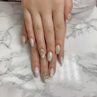 ネイル はな💎ネイル ワンホン、長さ出しのネイルデザイン